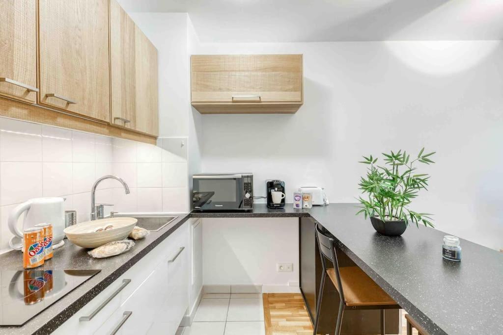 Appartement Moderne, Metro 7, Parking Et Jardin Вільжуїф Екстер'єр фото