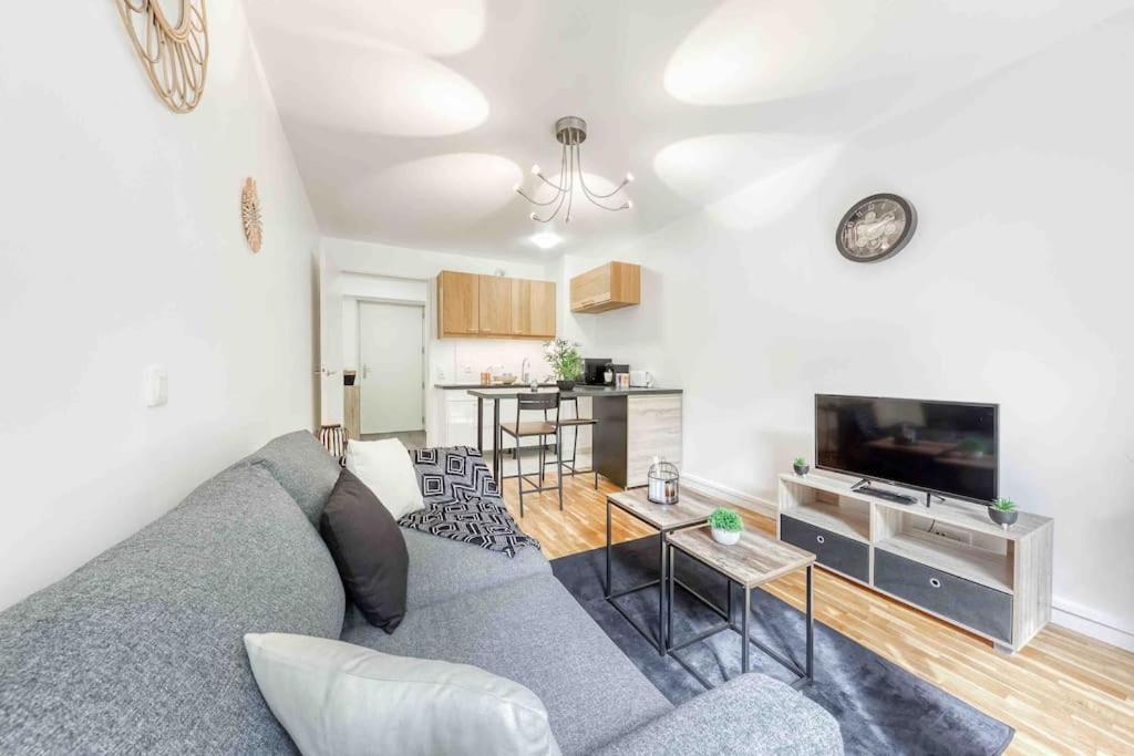 Appartement Moderne, Metro 7, Parking Et Jardin Вільжуїф Екстер'єр фото